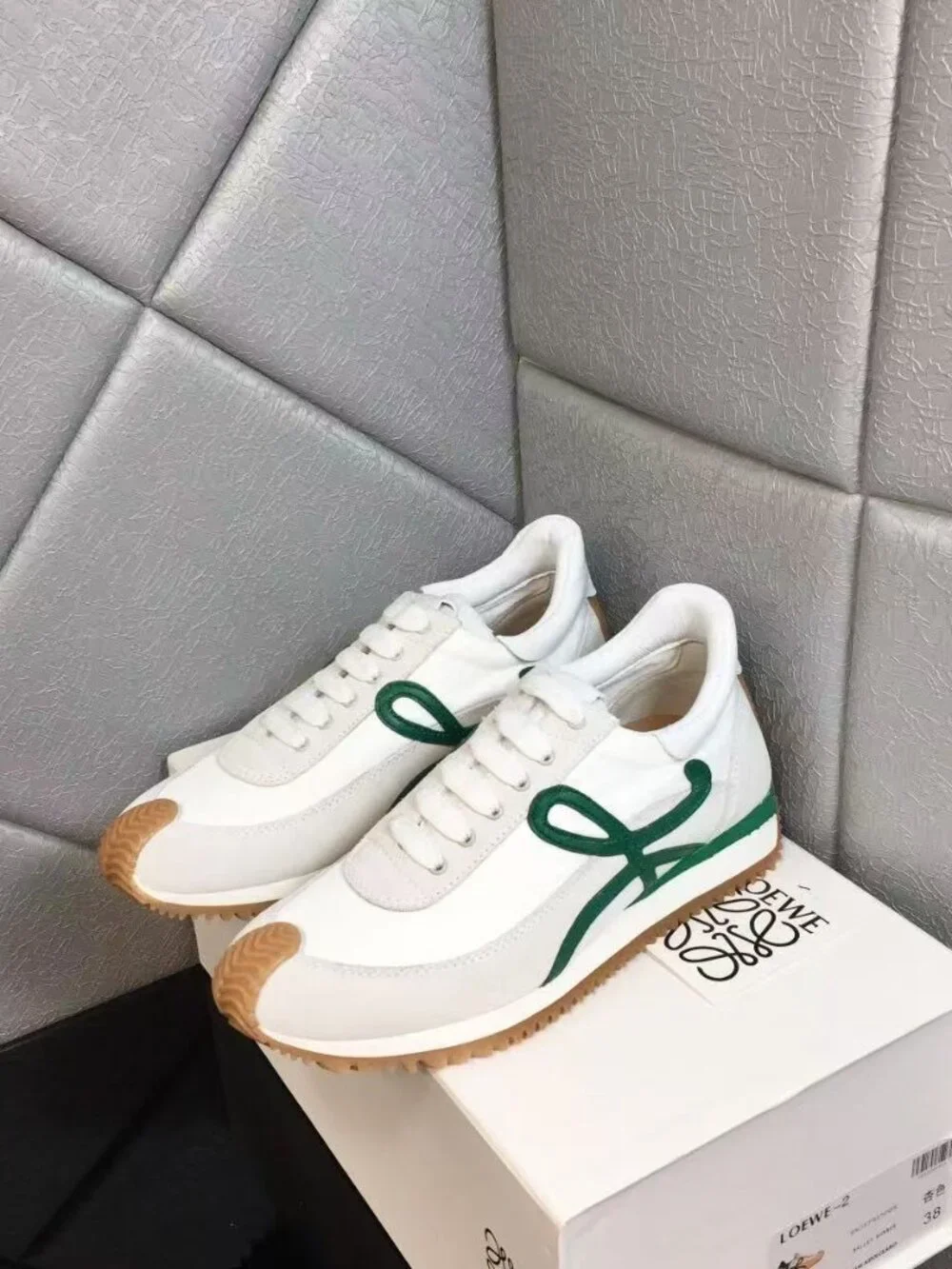 Loewe Women‘s Green Sneakers - Picture 5 of 5